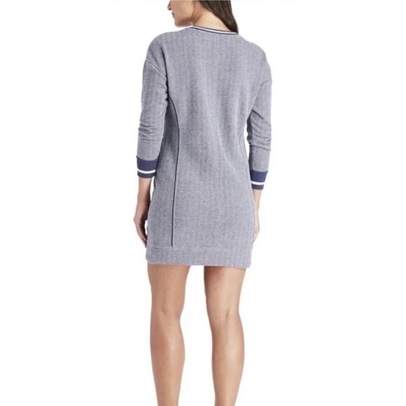 Vineyard Vines Womens Dress Medium Varsity Sweatshirt Super Soft Chevron Pockets - Picture 9 of 9